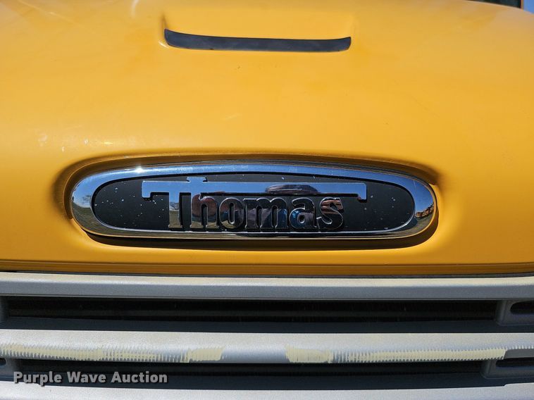 image for item DO4380 2009 Thomas Built Saf-T-Liner C2  school bus