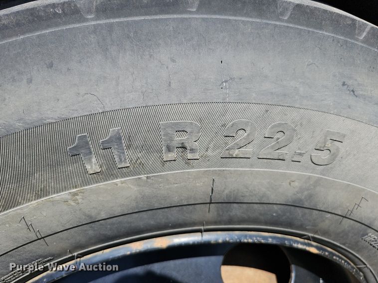 image for item DO4380 2009 Thomas Built Saf-T-Liner C2  school bus