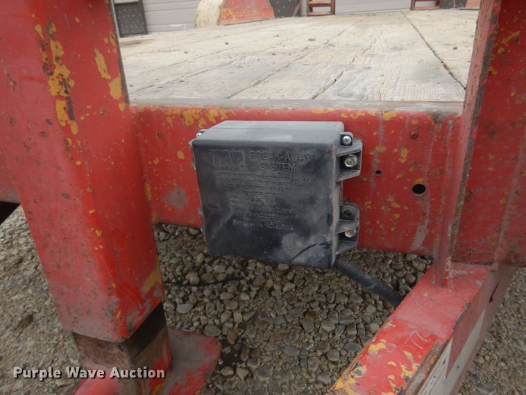 image for item DP7840 2005 Load Trail  equipment trailer