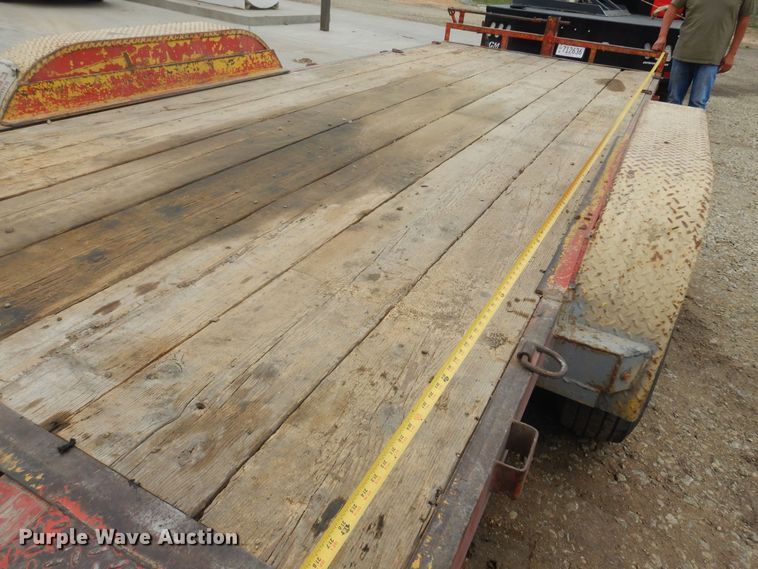 image for item DP7840 2005 Load Trail  equipment trailer