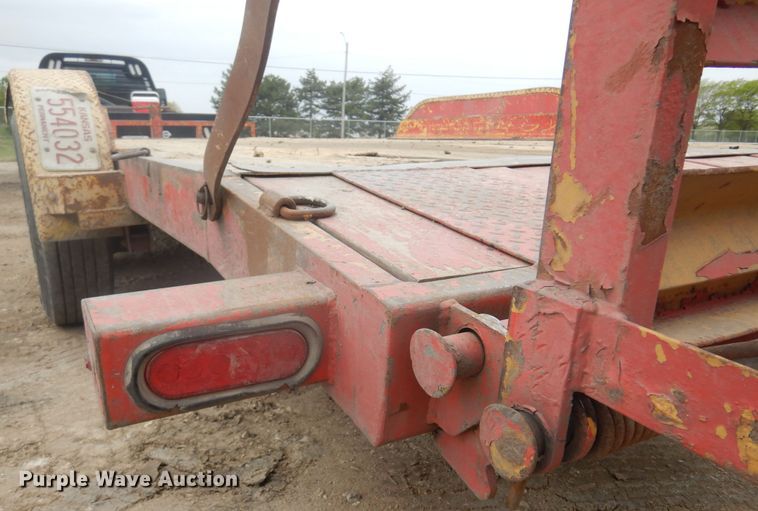 image for item DP7840 2005 Load Trail  equipment trailer