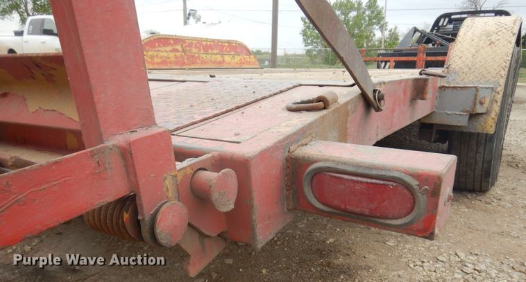 image for item DP7840 2005 Load Trail  equipment trailer