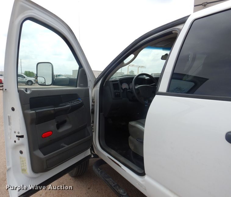 image for item DP7842 2008 Sterling Bullet 5500  Quad Cab flatbed truck