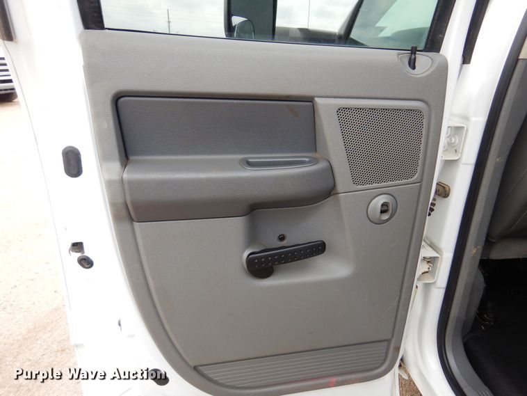 image for item DP7842 2008 Sterling Bullet 5500  Quad Cab flatbed truck