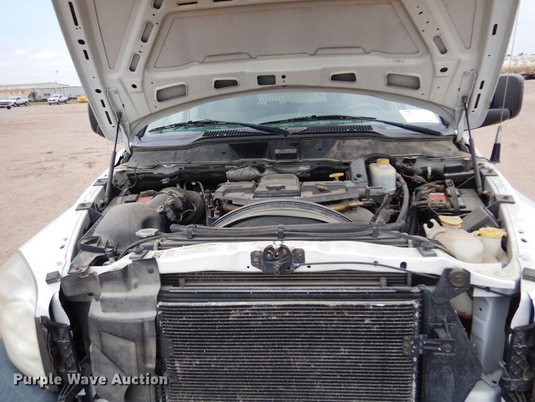 image for item DP7842 2008 Sterling Bullet 5500  Quad Cab flatbed truck