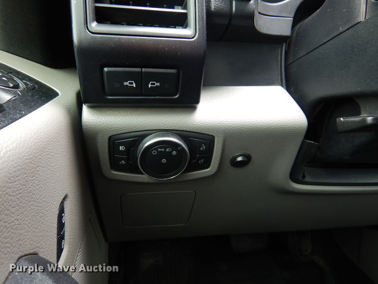 image for item DP7843 2017 Ford F150  SuperCrew pickup truck