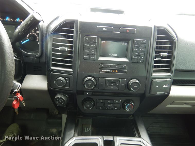 image for item DP7843 2017 Ford F150  SuperCrew pickup truck