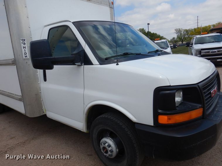 image for item DP7846 2008 GMC  box truck