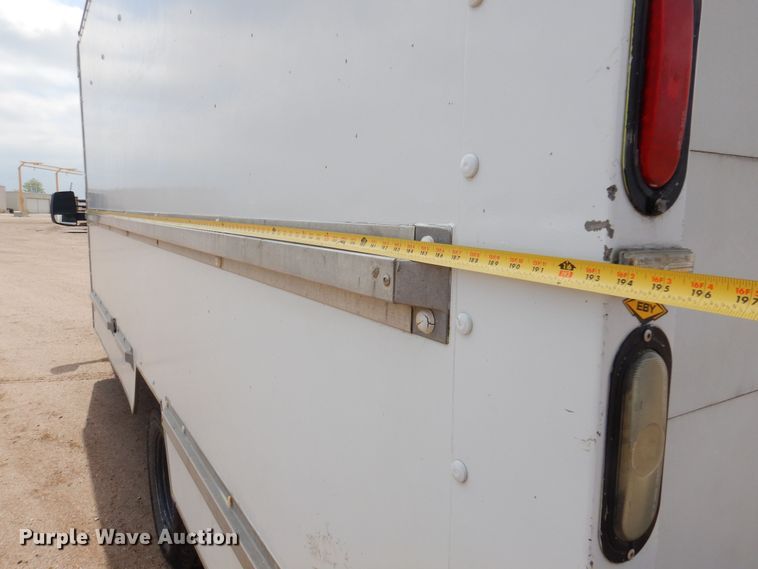 image for item DP7846 2008 GMC  box truck