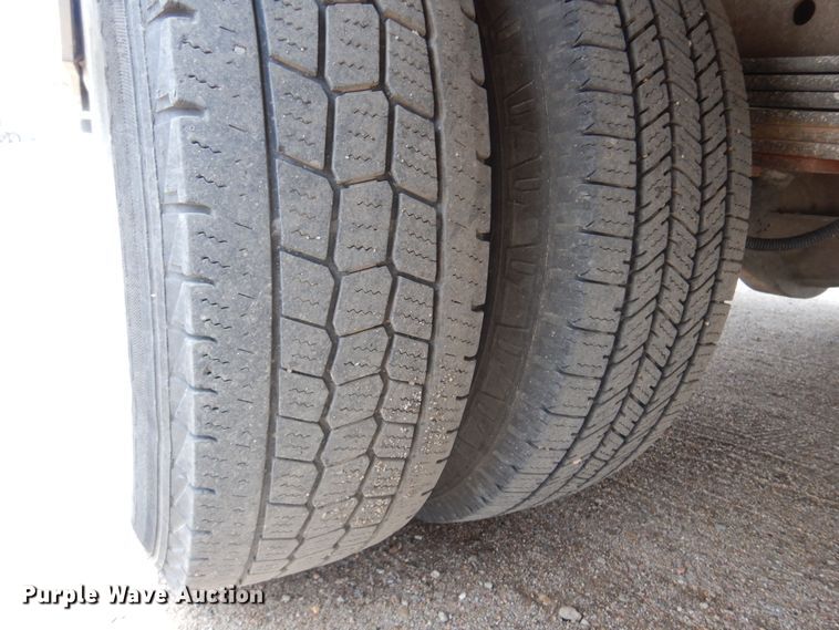 image for item DP7846 2008 GMC  box truck