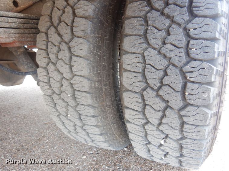 image for item DP7846 2008 GMC  box truck