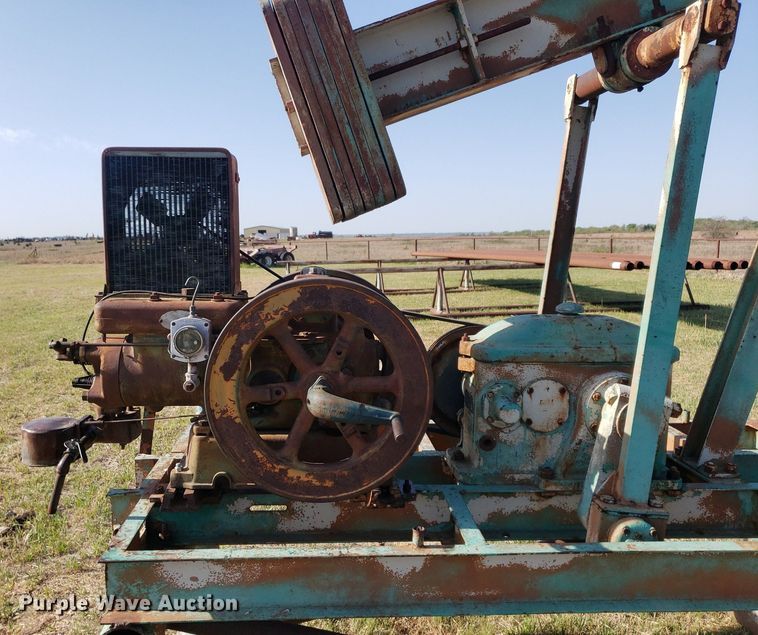 image for item DQ0531 Lufkin  pump jack