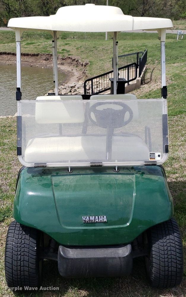 image for item DQ0536 2001 Yamaha G19E  golf cart