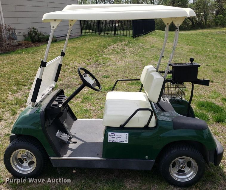 image for item DQ0536 2001 Yamaha G19E  golf cart