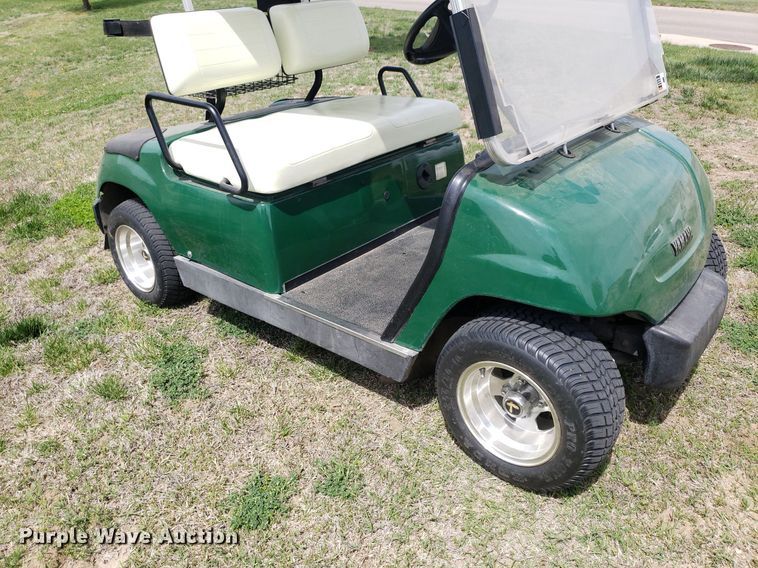 image for item DQ0536 2001 Yamaha G19E  golf cart