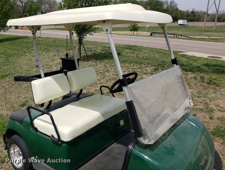 image for item DQ0536 2001 Yamaha G19E  golf cart