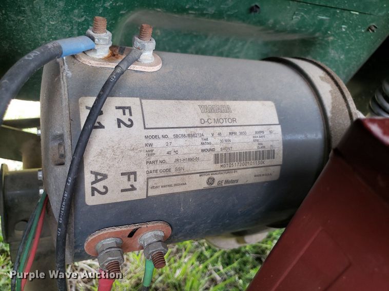 image for item DQ0536 2001 Yamaha G19E  golf cart