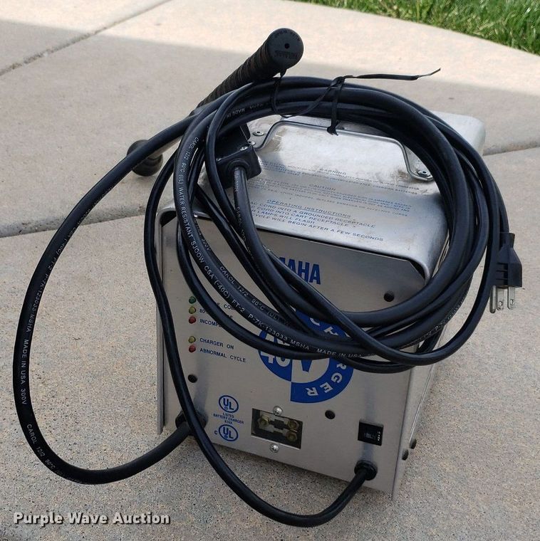 image for item DQ0536 2001 Yamaha G19E  golf cart