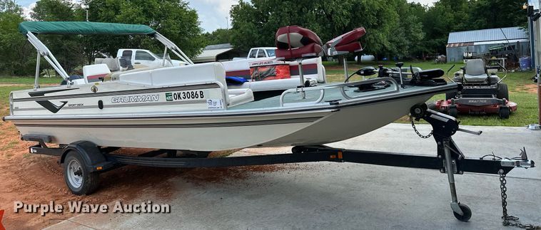 image for item DQ0542 1998 Grumman Sport Deck  boat