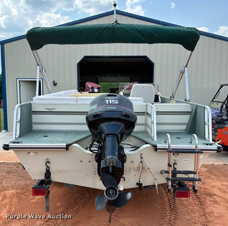 image for item DQ0542 1998 Grumman Sport Deck  boat