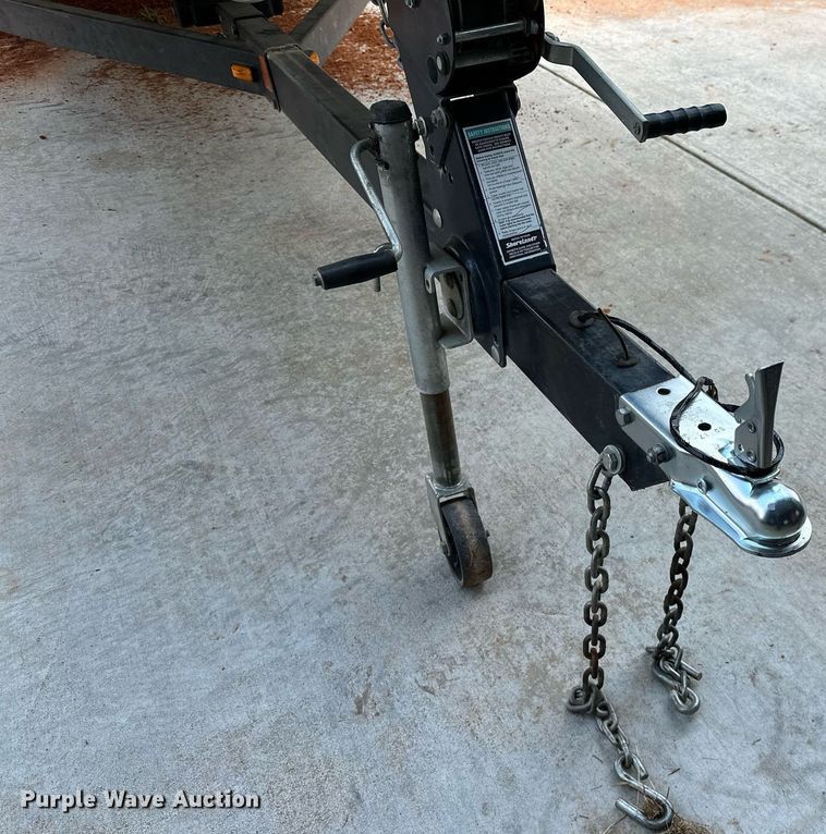 image for item DQ0542 1998 Grumman Sport Deck  boat