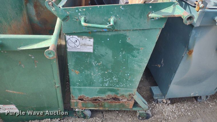image for item DQ1692 (14) dumpsters