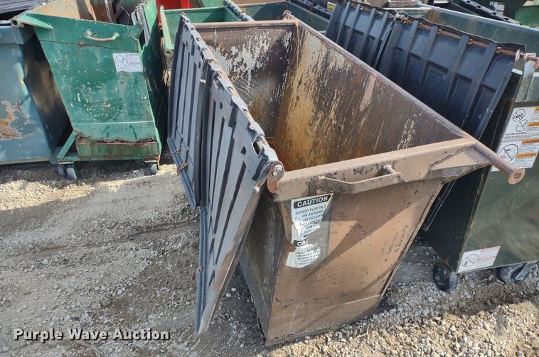 image for item DQ1692 (14) dumpsters