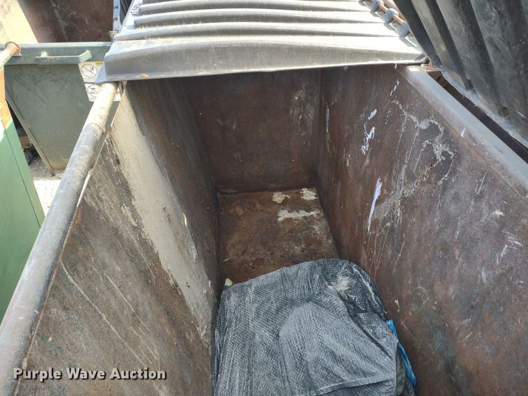image for item DQ1692 (14) dumpsters