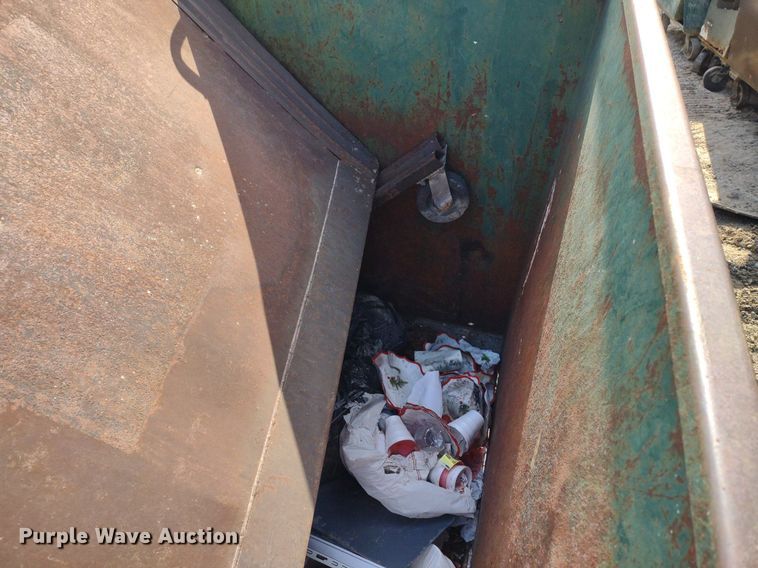 image for item DQ1693 (5) dumpsters