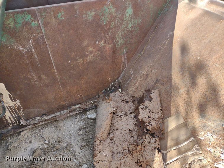 image for item DQ1694 (7) dumpsters