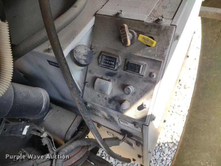 image for item DQ1703 2006 Freightliner Astoria  RV