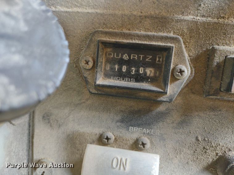 image for item DQ1703 2006 Freightliner Astoria  RV