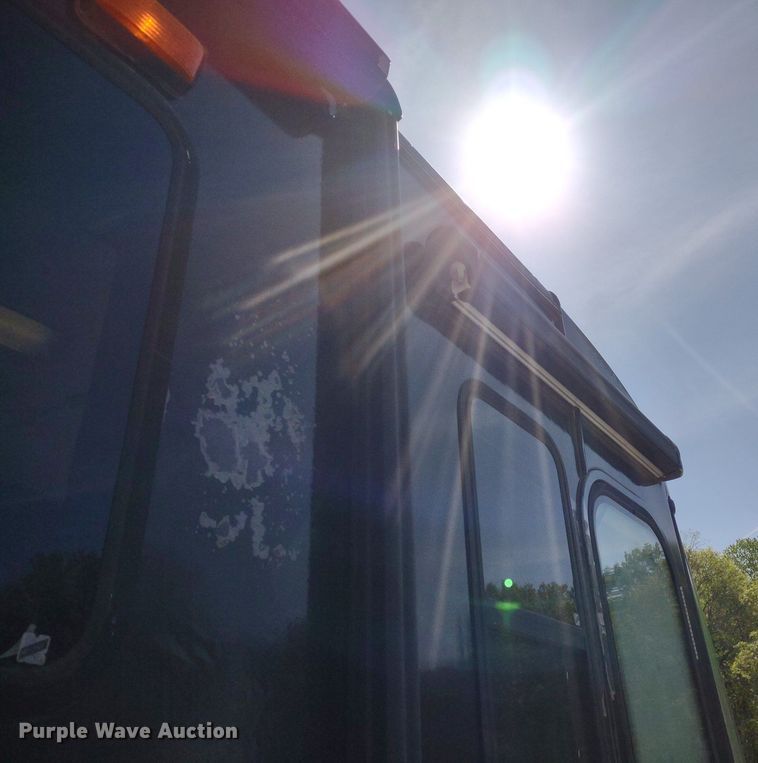 image for item DQ1703 2006 Freightliner Astoria  RV