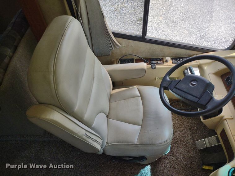 image for item DQ1703 2006 Freightliner Astoria  RV