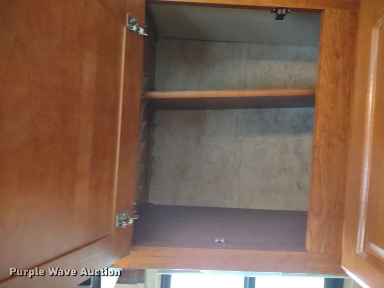 image for item DQ1703 2006 Freightliner Astoria  RV