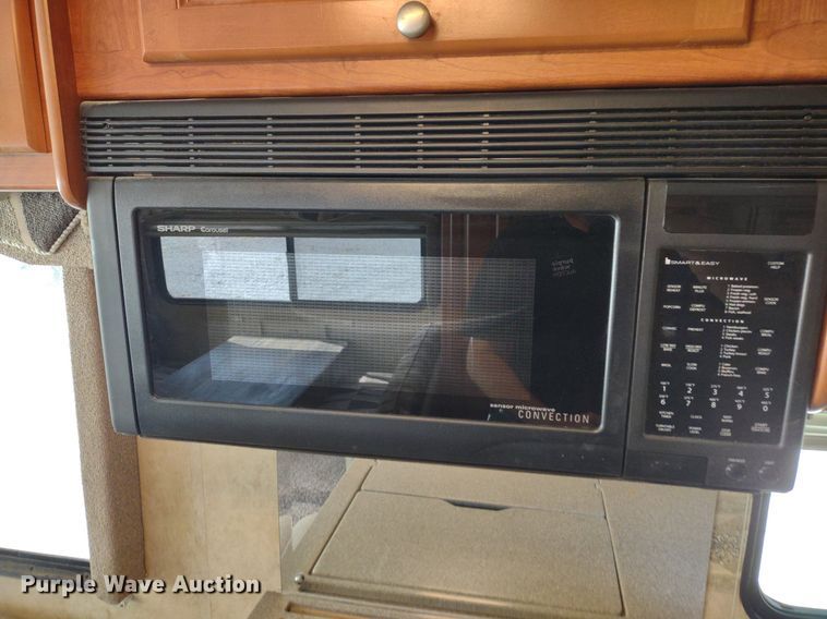 image for item DQ1703 2006 Freightliner Astoria  RV