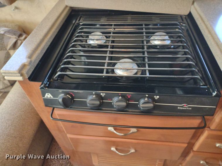 image for item DQ1703 2006 Freightliner Astoria  RV