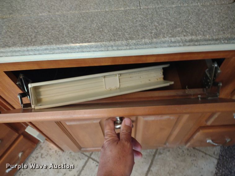 image for item DQ1703 2006 Freightliner Astoria  RV