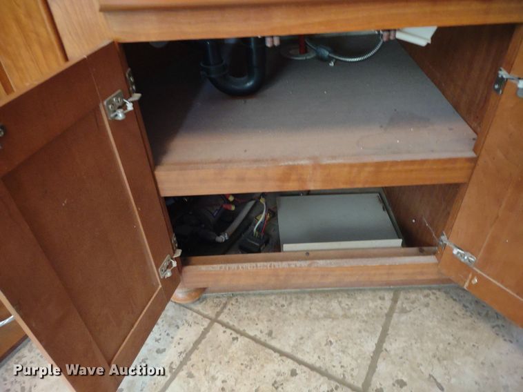 image for item DQ1703 2006 Freightliner Astoria  RV