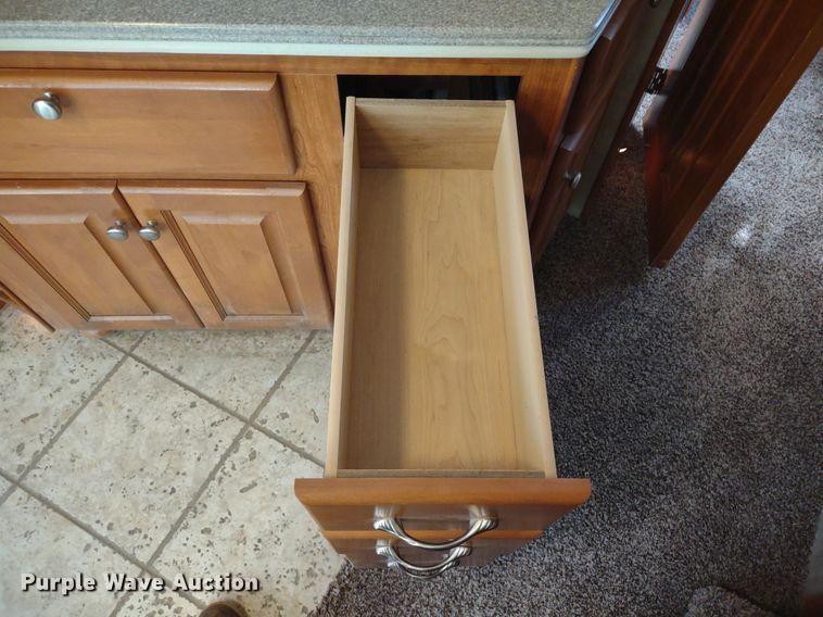 image for item DQ1703 2006 Freightliner Astoria  RV