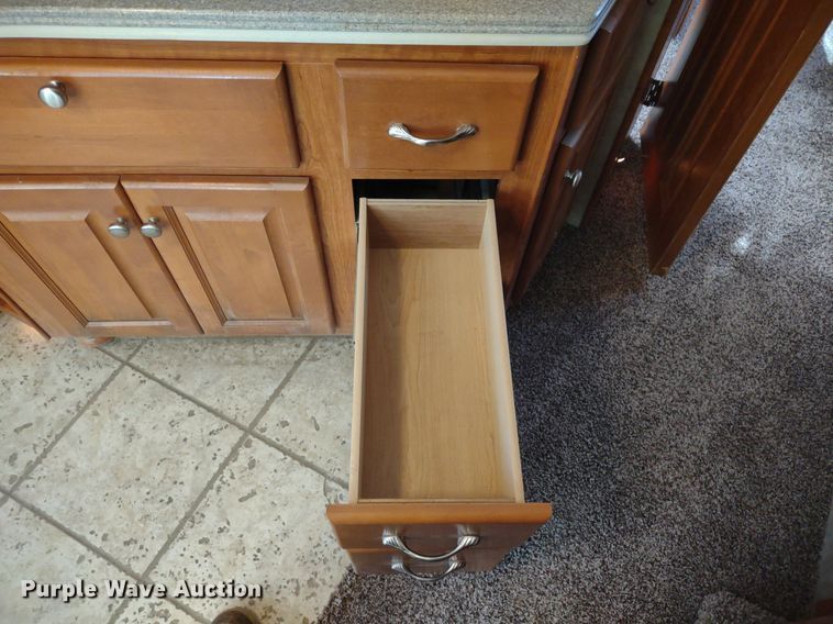 image for item DQ1703 2006 Freightliner Astoria  RV