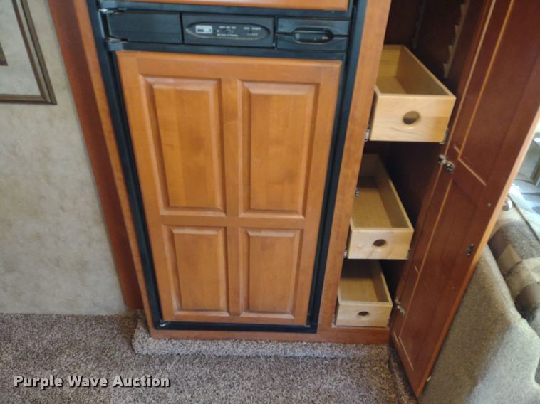 image for item DQ1703 2006 Freightliner Astoria  RV