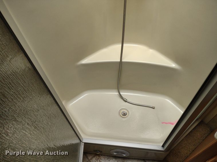 image for item DQ1703 2006 Freightliner Astoria  RV