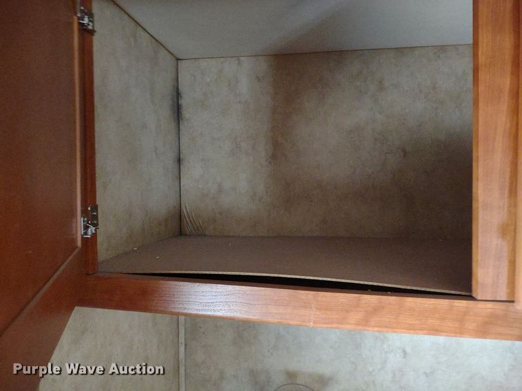 image for item DQ1703 2006 Freightliner Astoria  RV