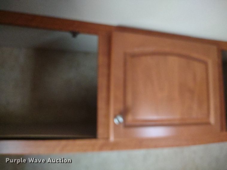 image for item DQ1703 2006 Freightliner Astoria  RV