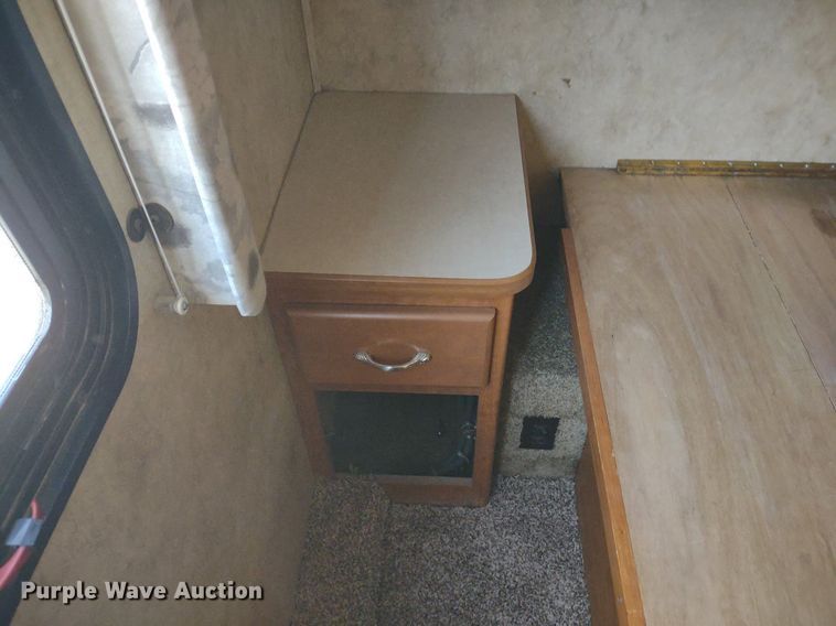 image for item DQ1703 2006 Freightliner Astoria  RV