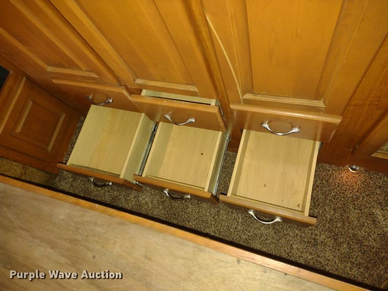 image for item DQ1703 2006 Freightliner Astoria  RV