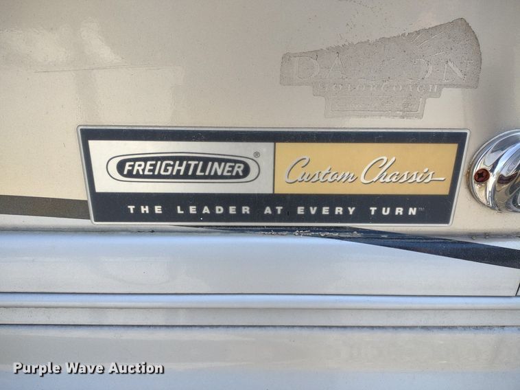 image for item DQ1703 2006 Freightliner Astoria  RV