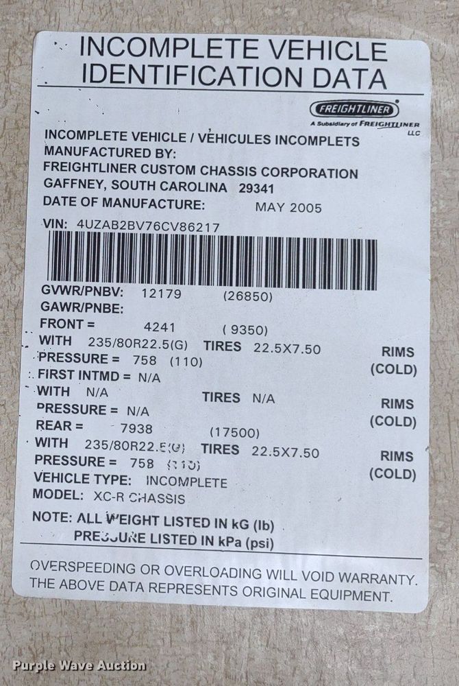 image for item DQ1703 2006 Freightliner Astoria  RV