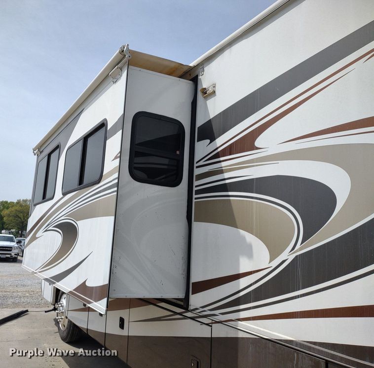 image for item DQ1705 2007 Forest River Georgetown  RV